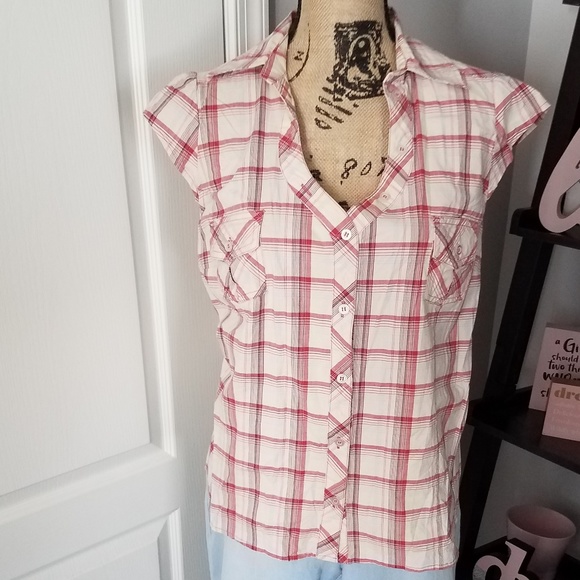 Flutter Sleeve Top - Picture 1 of 4